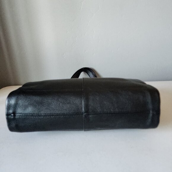 Banana Republic Portfolio Tote "EUC" - Picture 9 of 16